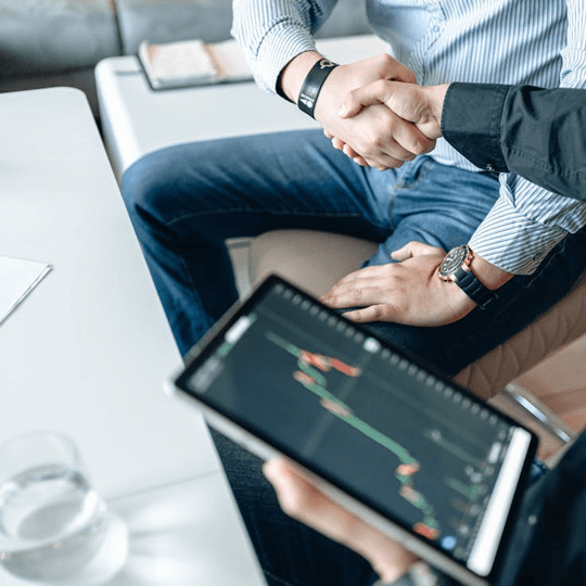 Oryntrass - Team di esperti di criptovalute